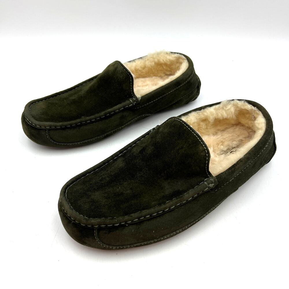 Uggs Men's Ascot Suede Slipper in Green Loafer